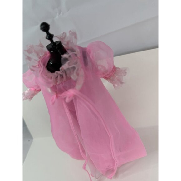 Vintage 1982 Barbie Designer Collection 5653 Lovely N Lacy Pink Robe & Nightgown - Picture 4 of 8